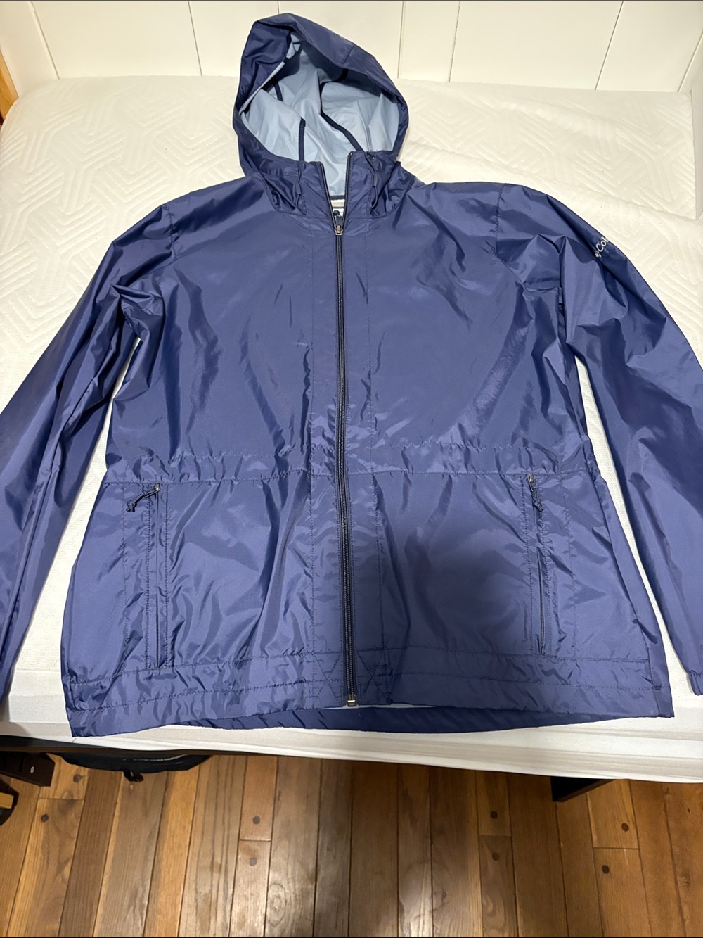 Columbia Navy Hooded Wind Breaker with Full Zip